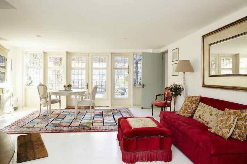 Photo of Livingroom in Fordwich