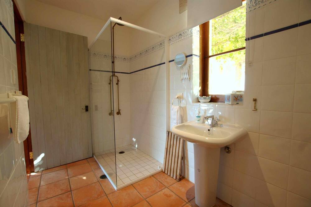 Photo of Bathroom in Fordwich