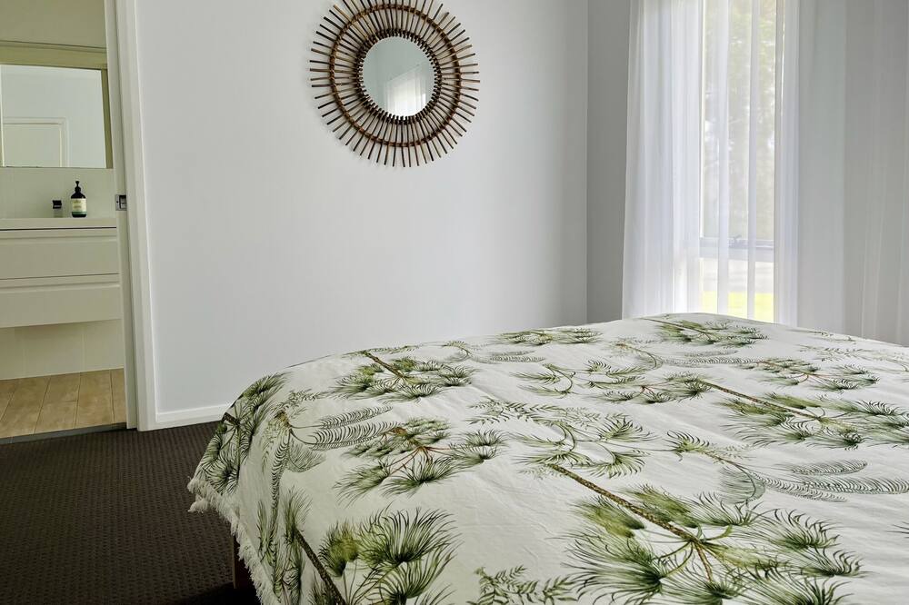 Photo of Bedroom in Lake Conjola