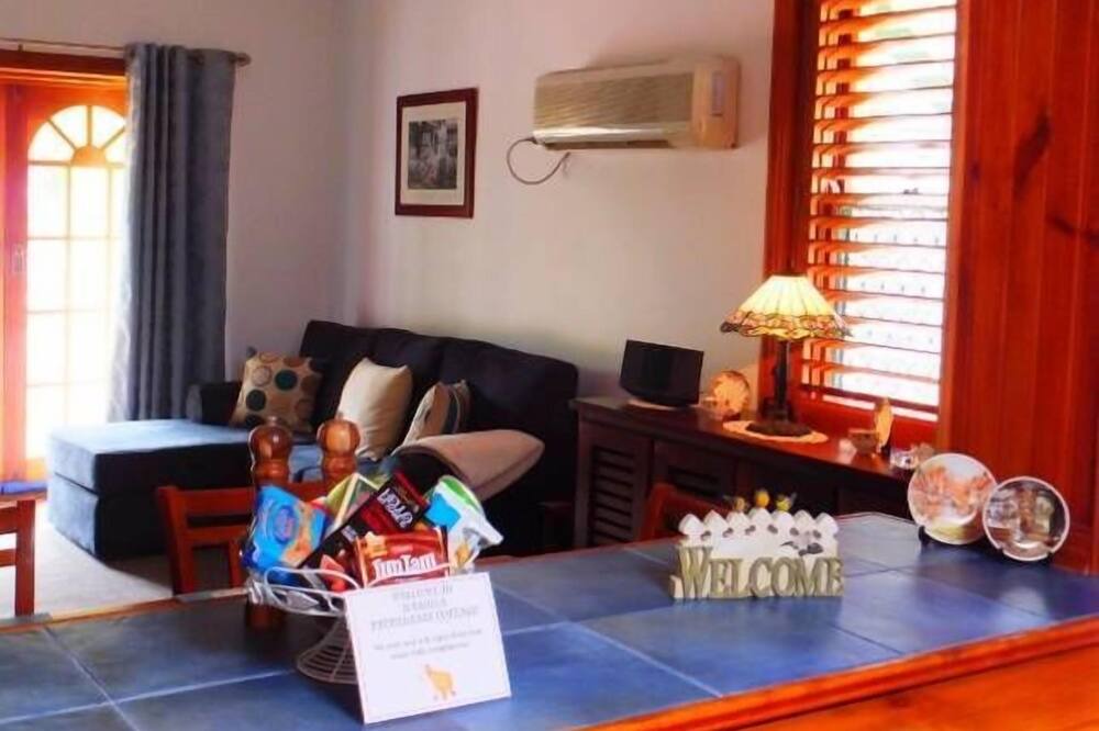 Photo of Livingroom in Stockwell