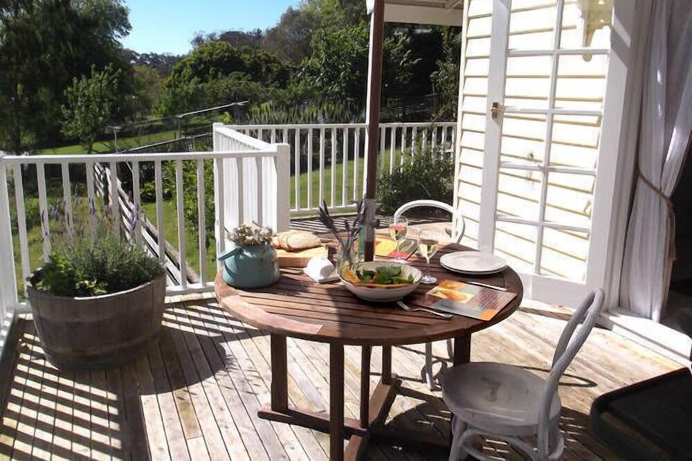 Photo of Patio Balcony in Red Hill