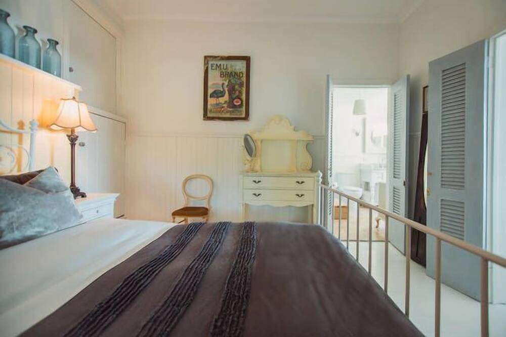Photo of Bedroom in Red Hill
