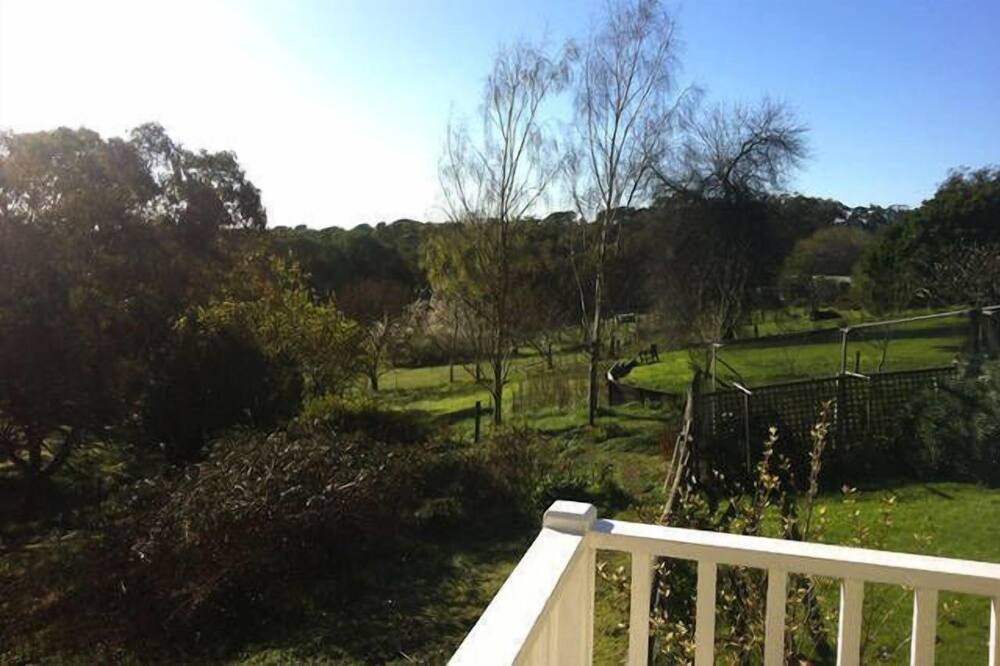 Photo of Patio Balcony in Red Hill