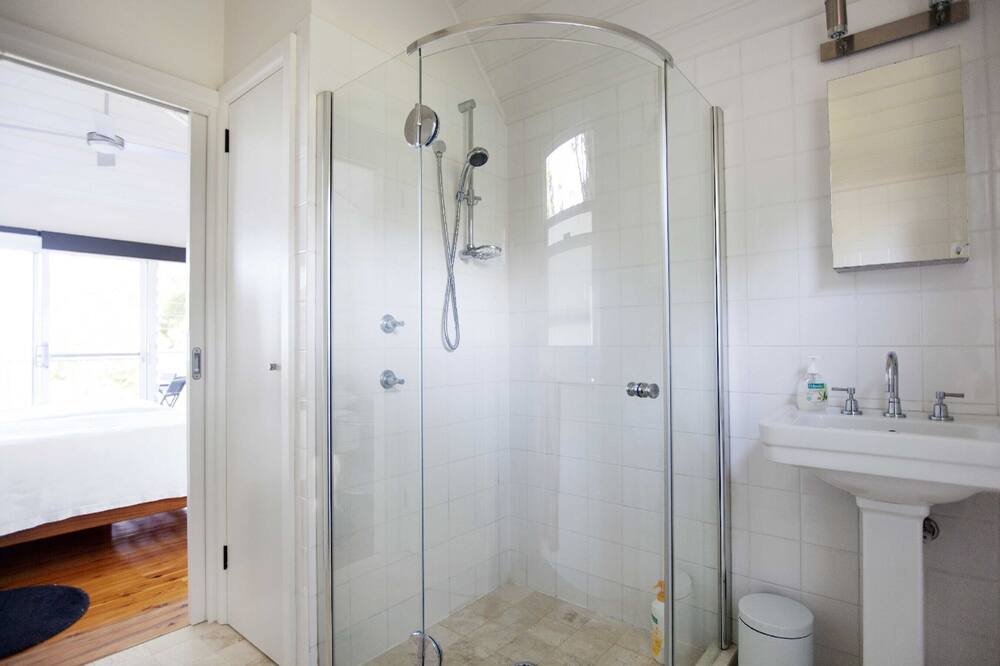 Photo of Bathroom in Hazelbrook