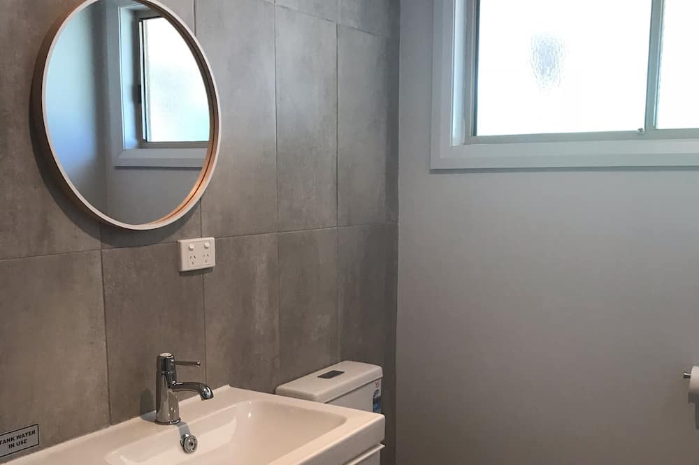 Photo of Bathroom in Golden Beach