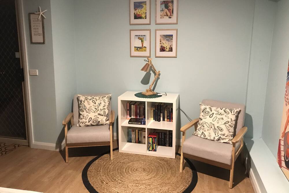 Photo of Livingroom in Golden Beach