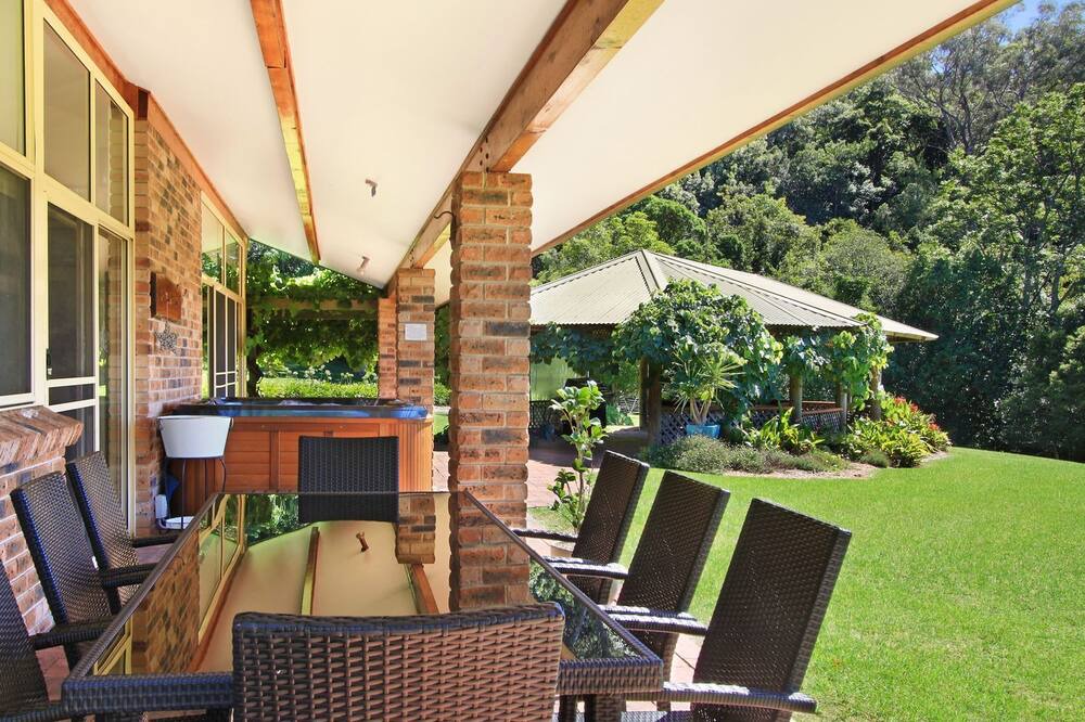 Photo of Patio Balcony in Marshall Mount