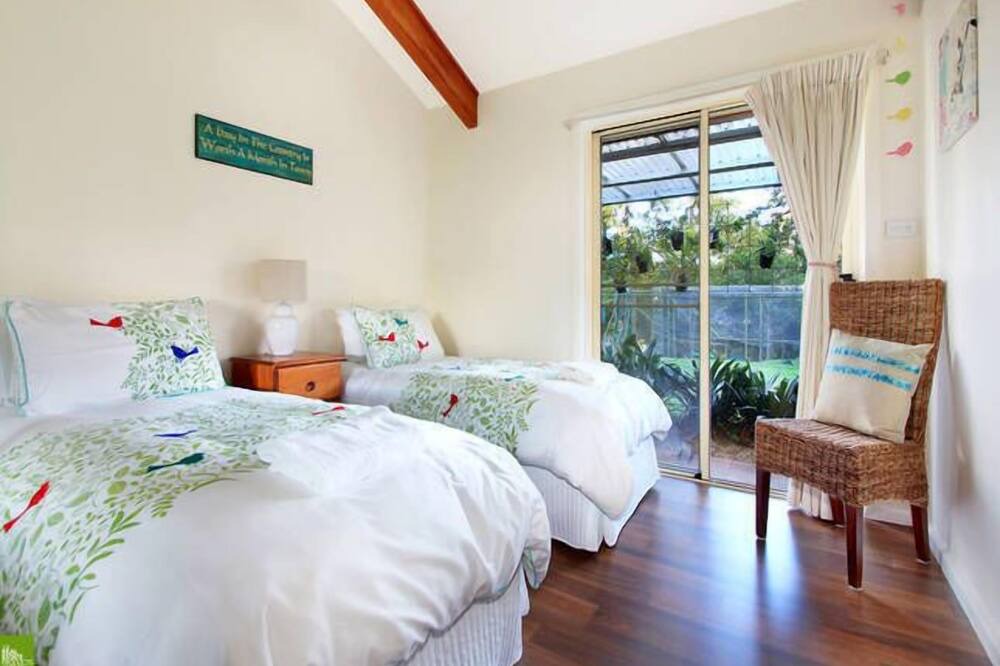 Photo of Bedroom in Marshall Mount