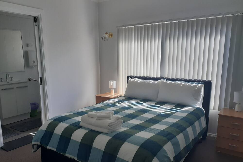 Photo of Bedroom in Sanctuary Point