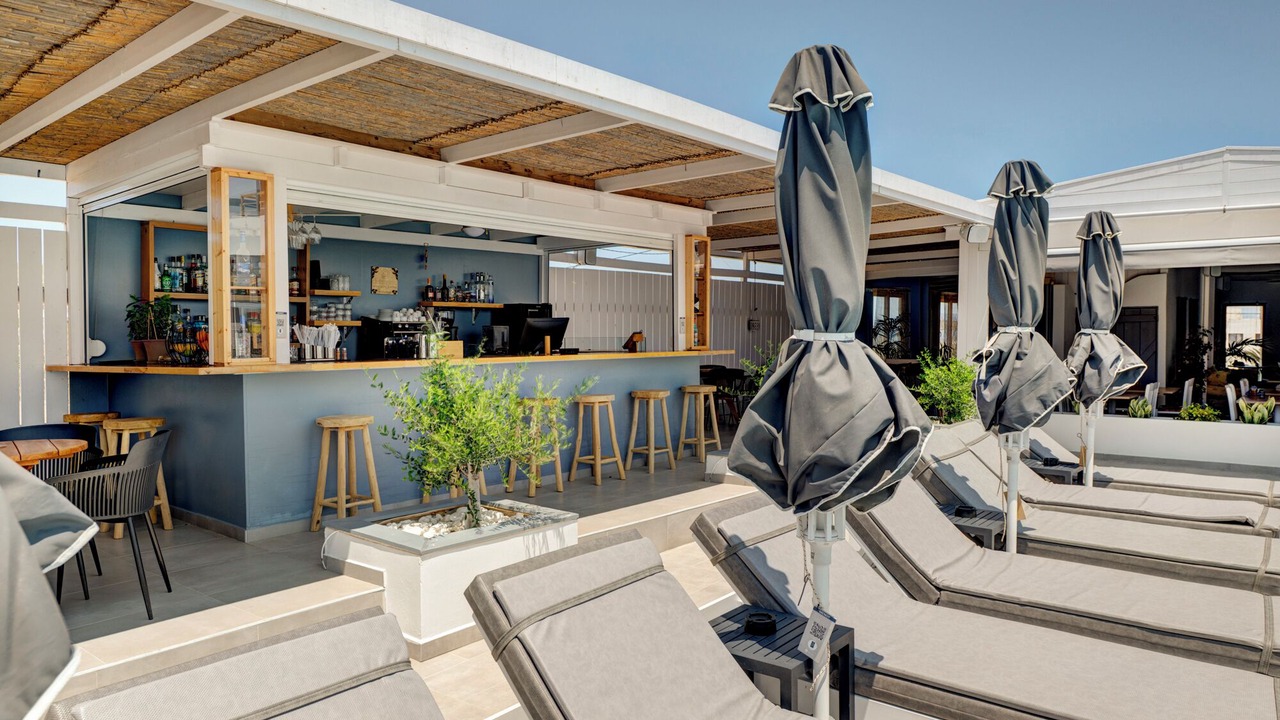 Photo of Outdoor in Azolimnos