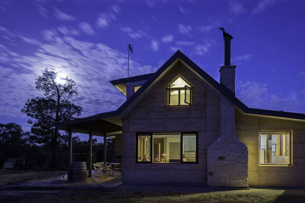 Photo of Outdoor in Moyston