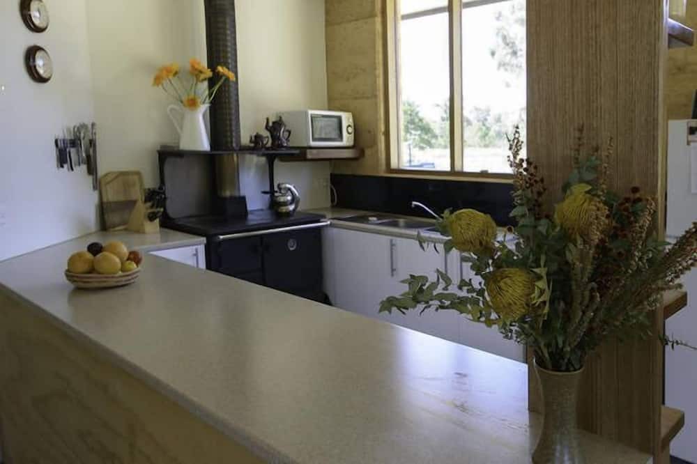 Photo of Kitchen in Moyston