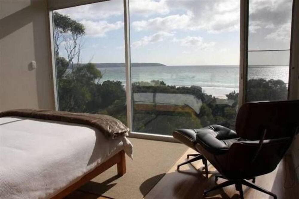 Photo of Bedroom in Island Beach