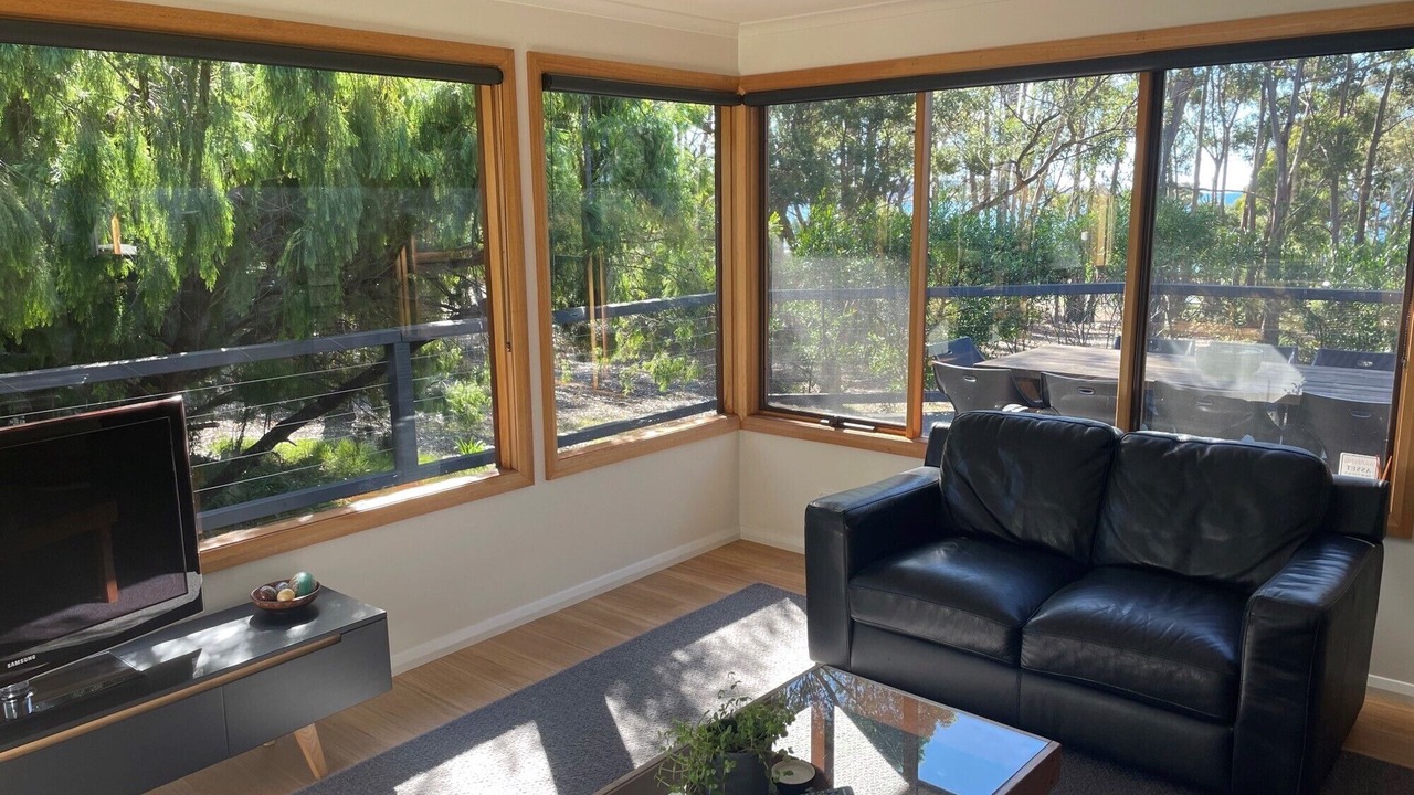 Photo of Livingroom in Spring Beach