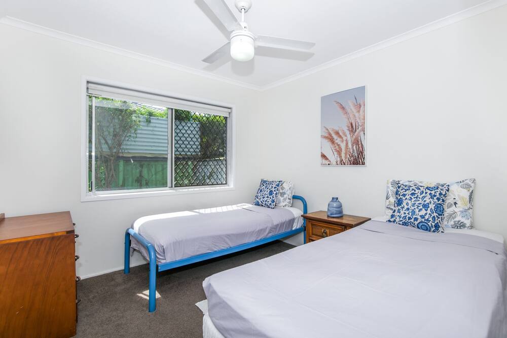 Photo of Bedroom in Burleigh Waters