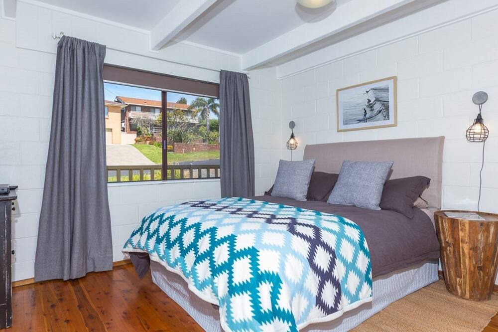 Photo of Bedroom in Surf Beach