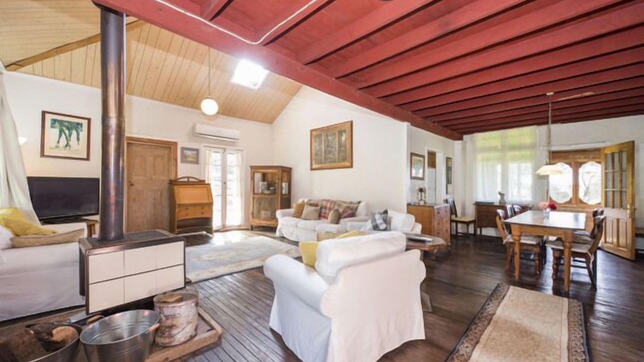 Photo of Livingroom in Camboon