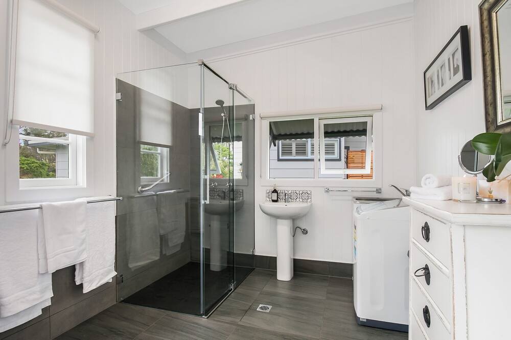 Photo of Bathroom in Brooklet