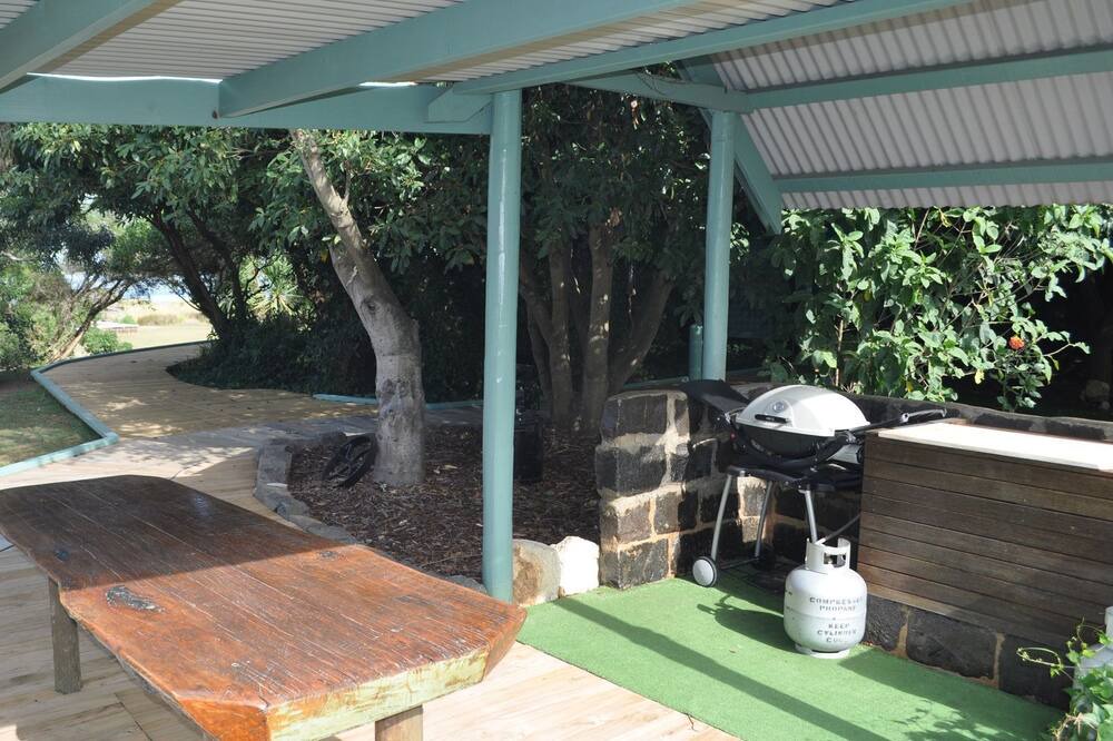 Photo of Patio Balcony in Broadlands