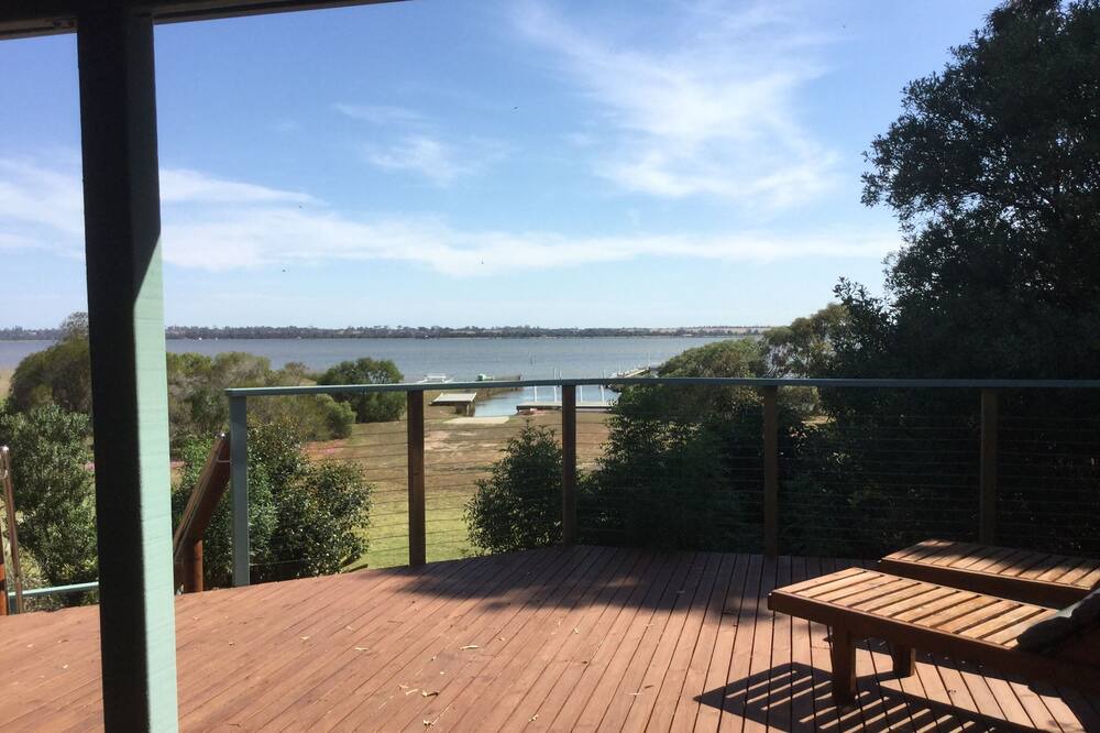Photo of Patio Balcony in Broadlands
