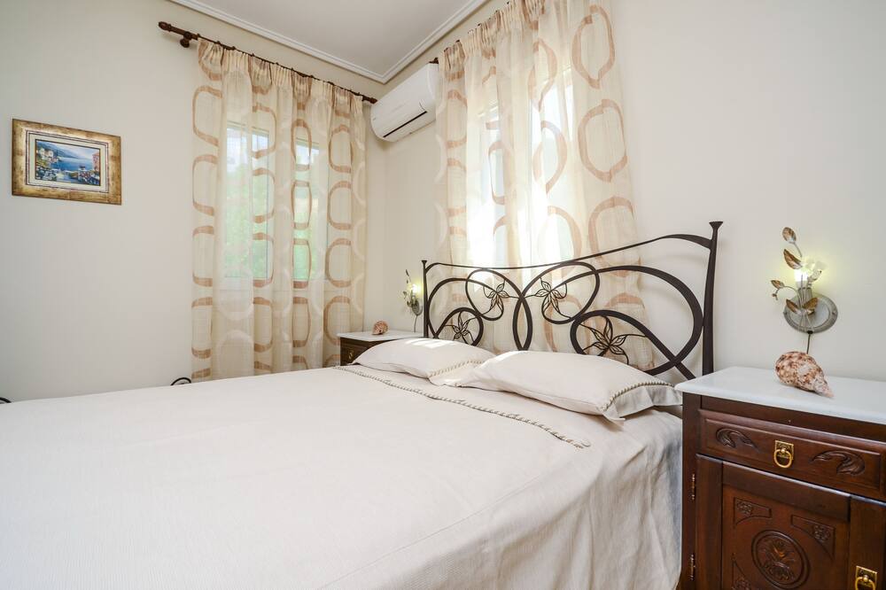 Photo of Bedroom in Maragas