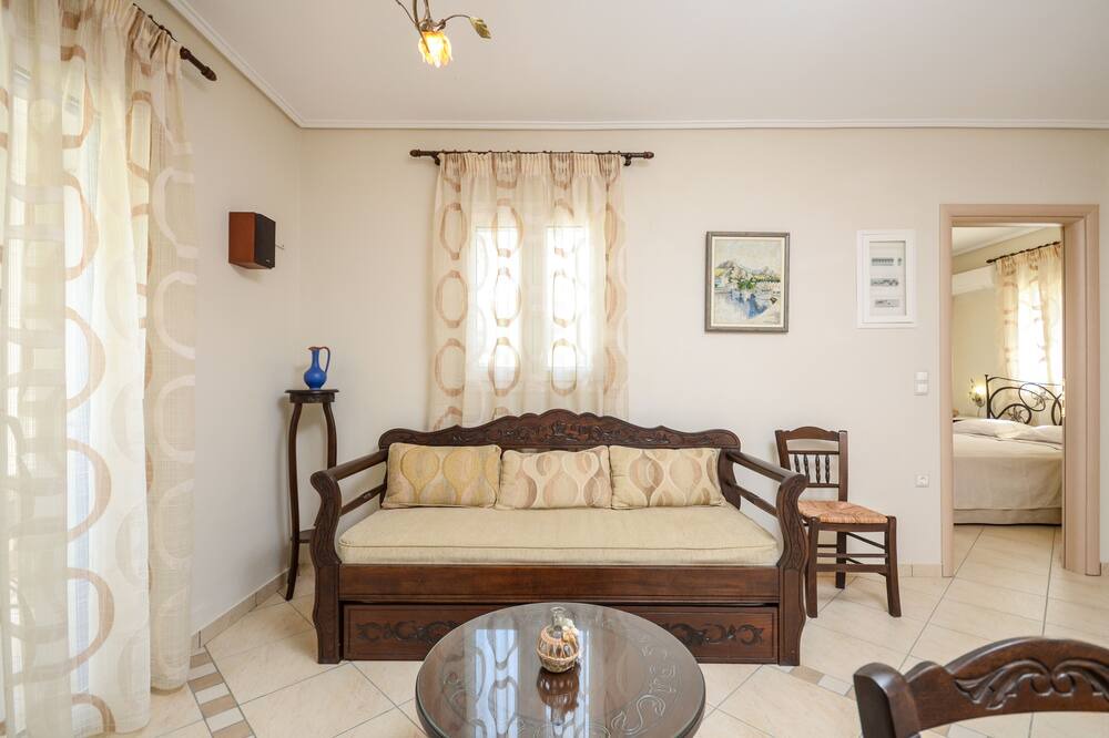 Photo of Livingroom in Maragas