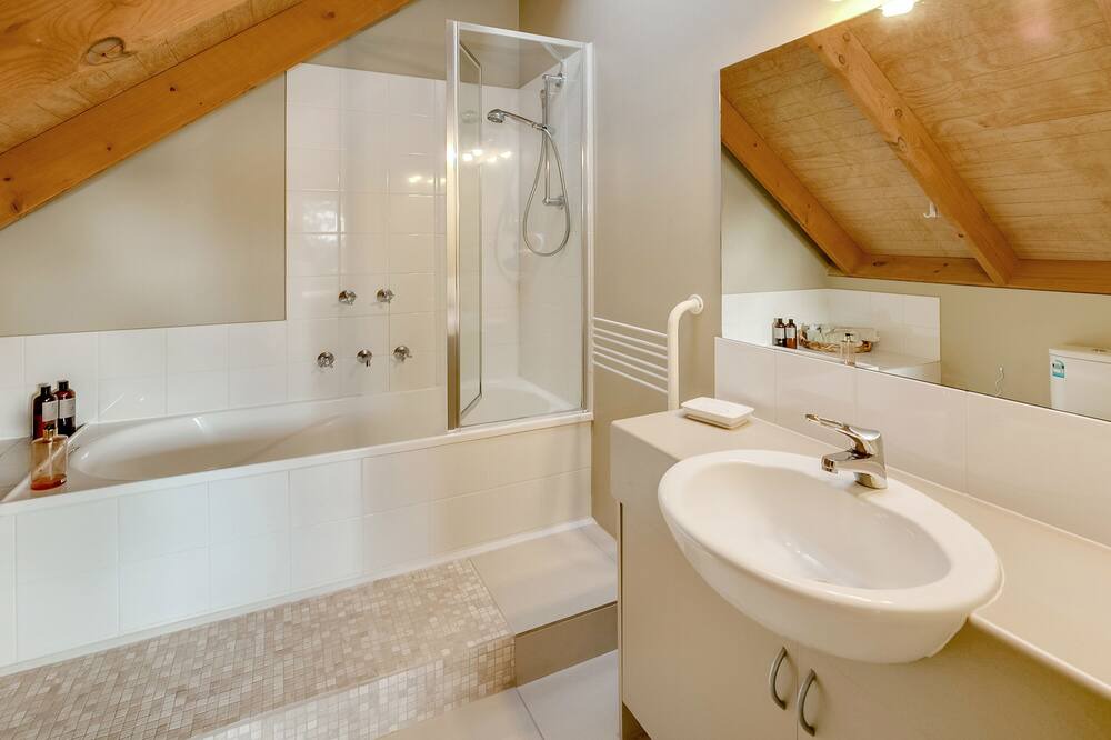 Photo of Bathroom in Dromana