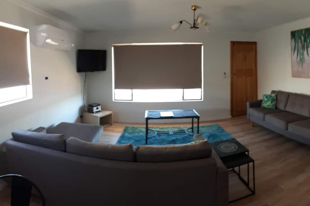 Photo of Livingroom in Wallaroo