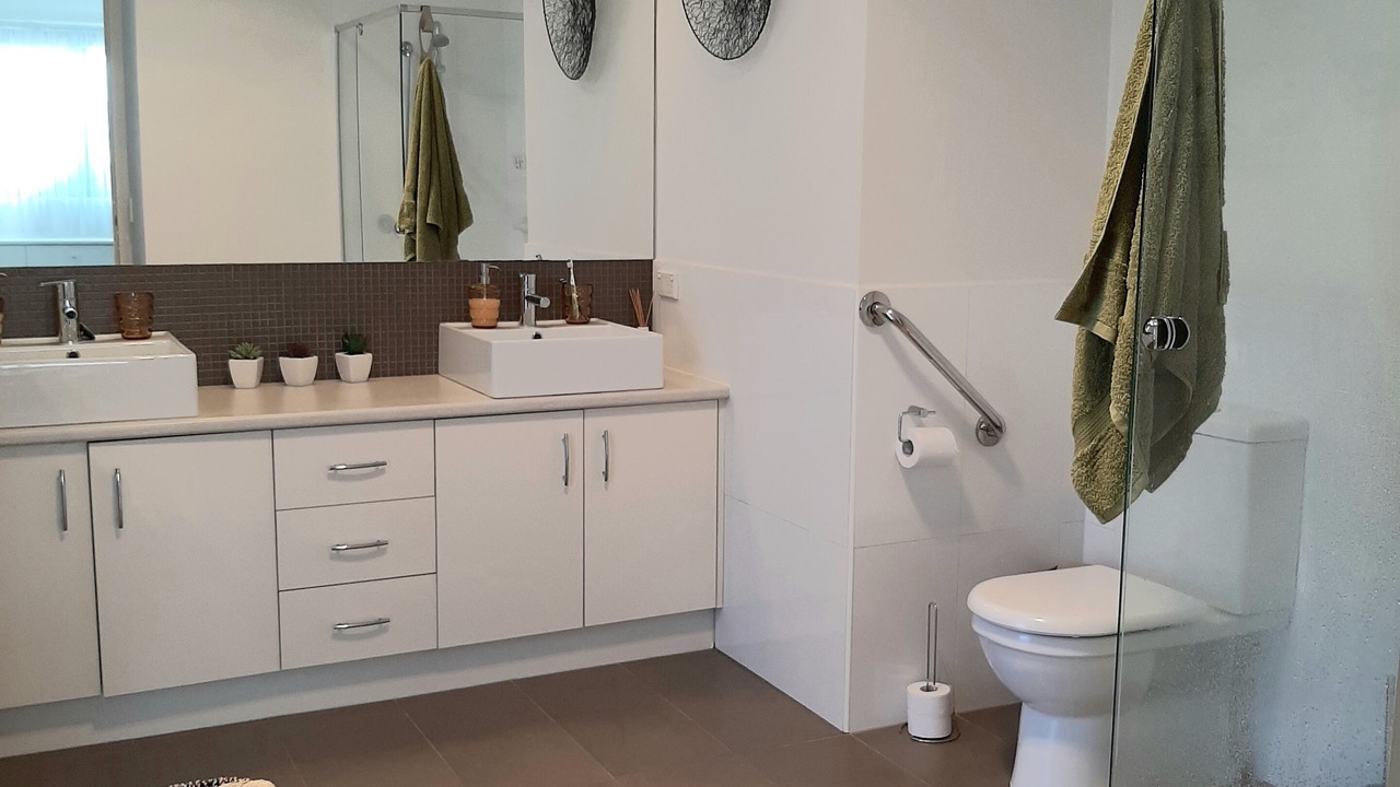 Photo of Bathroom in Torquay