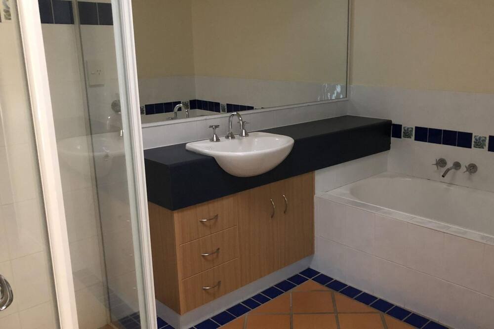 Photo of Bathroom in Iluka