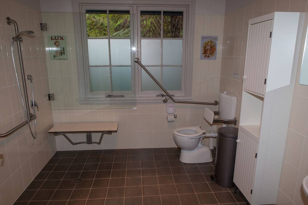 Photo of Bathroom in Bellawongarah