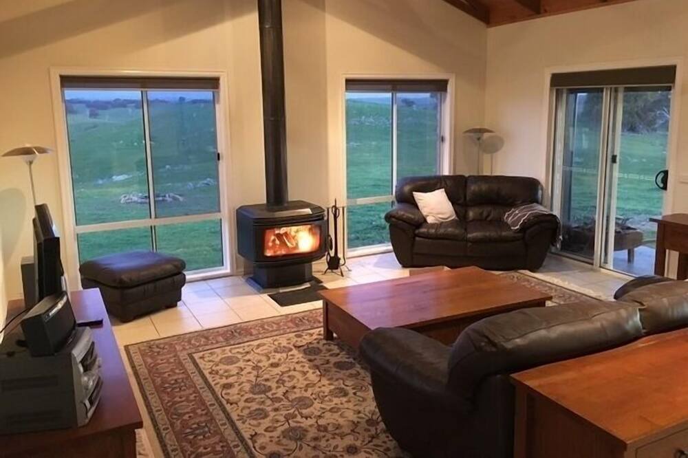 Photo of Livingroom in Heathcote South