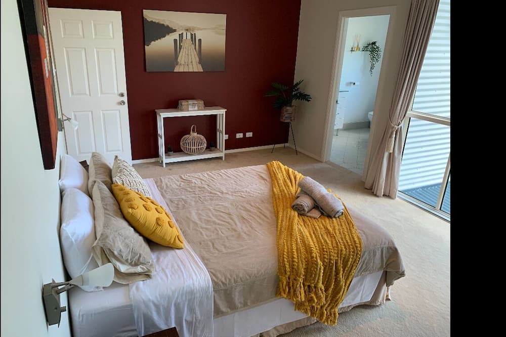 Photo of Bedroom in Brisbane Waterfront