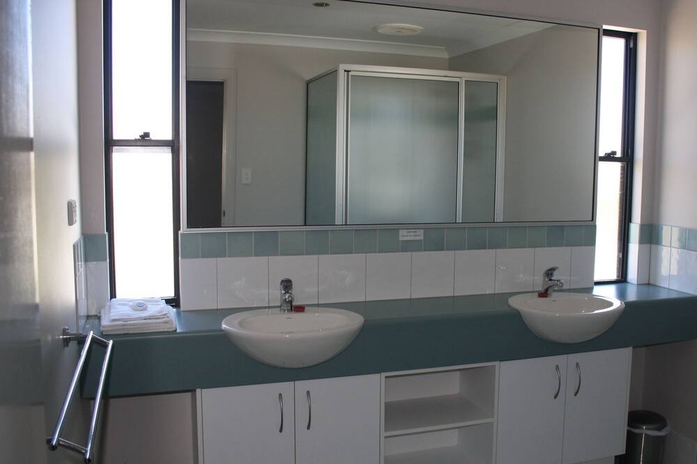 Photo of Bathroom in Gracetown