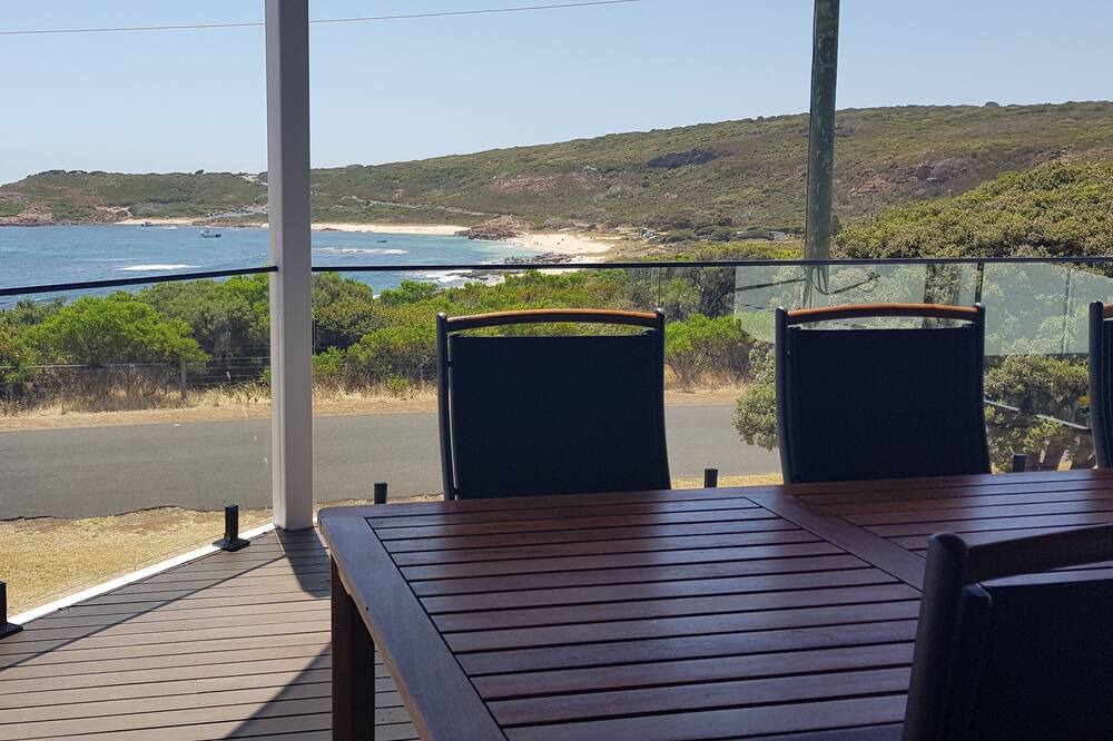 Photo of Patio Balcony in Gracetown