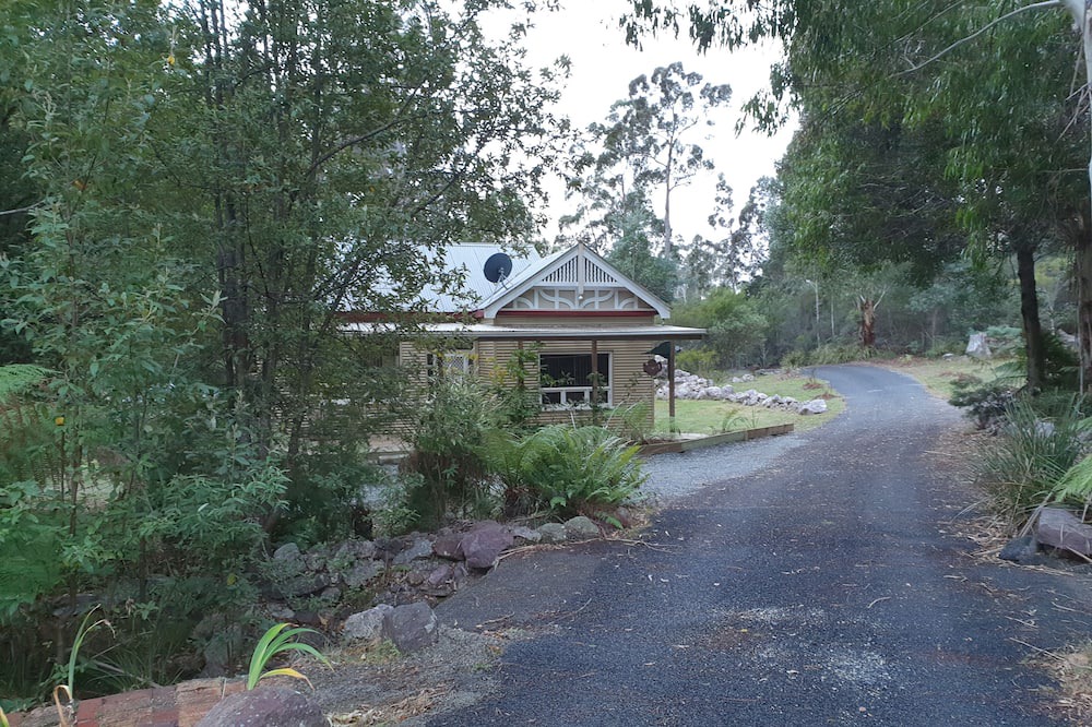 Photo of Outdoor in Claude Road