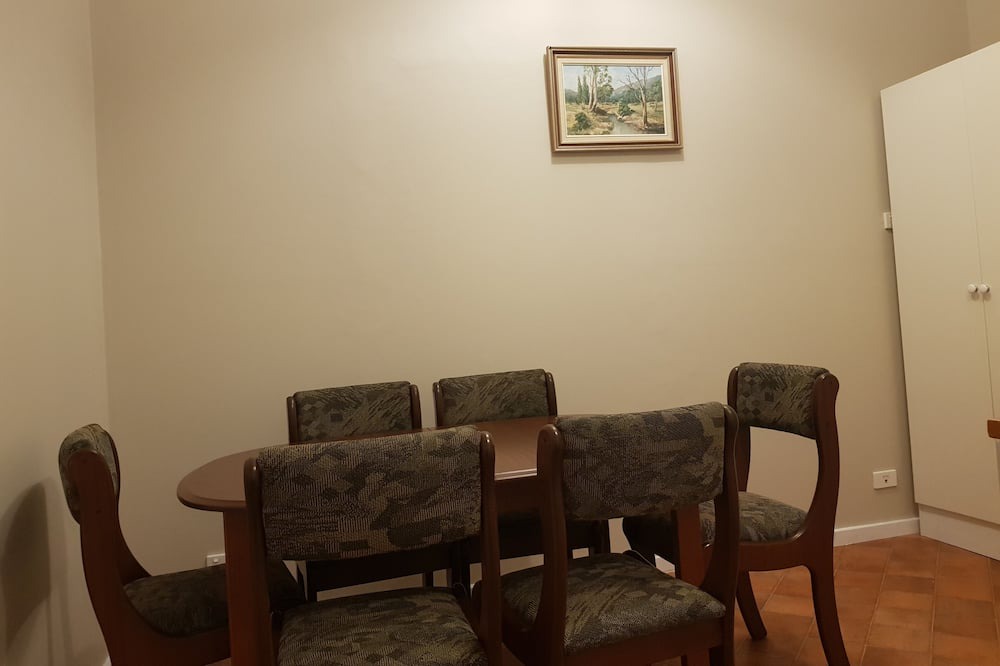 Photo of Livingroom in Claude Road