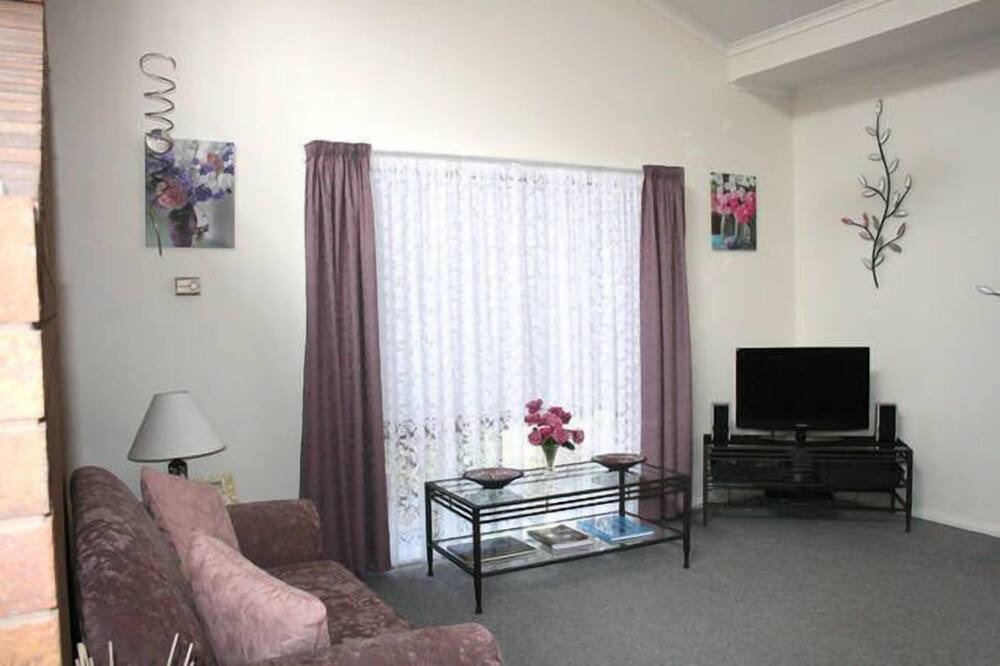 Photo of Livingroom in Swan Hill