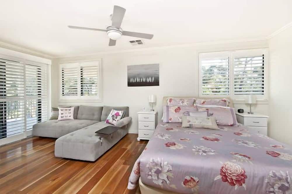 Photo of Bedroom in Malua Bay