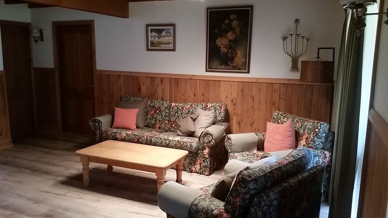 Photo of Livingroom in Tawonga South