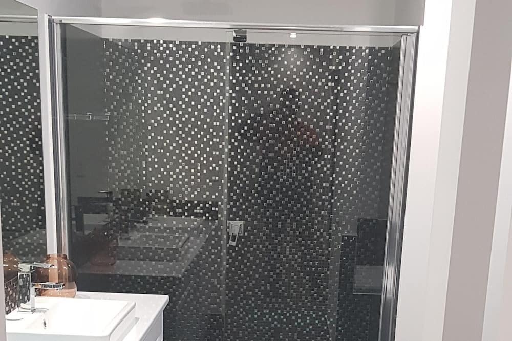 Photo of Kitchen in Walligan