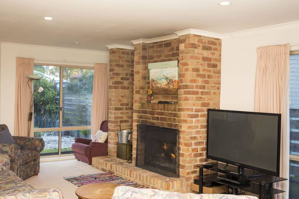 Photo of Livingroom in South Durras