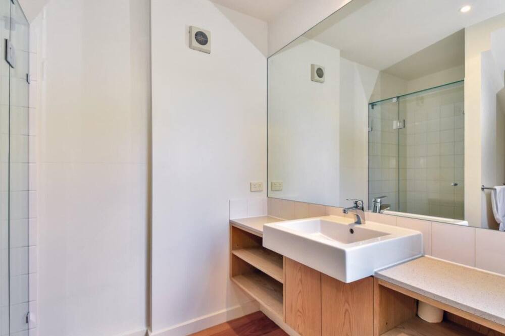 Photo of Bathroom in Cape Schanck
