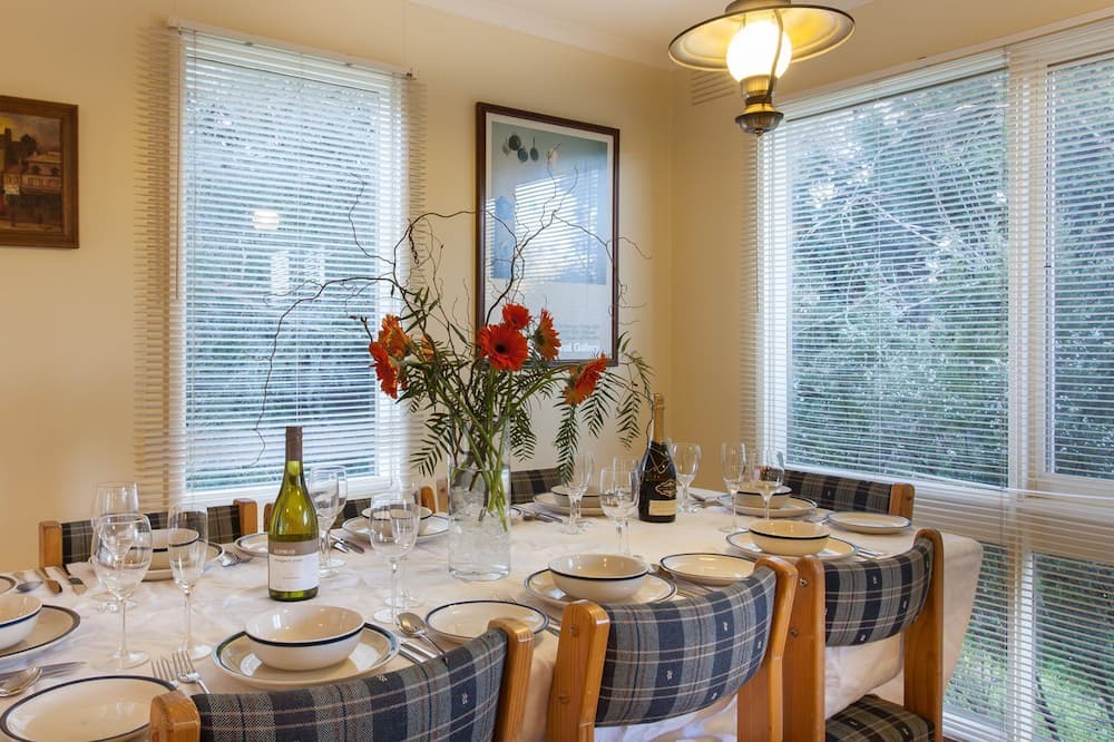 Photo of Kitchen in Langwarrin South