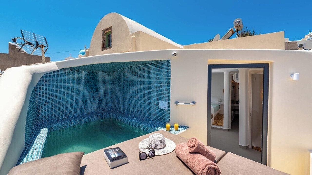 Photo of Outdoor in Fira