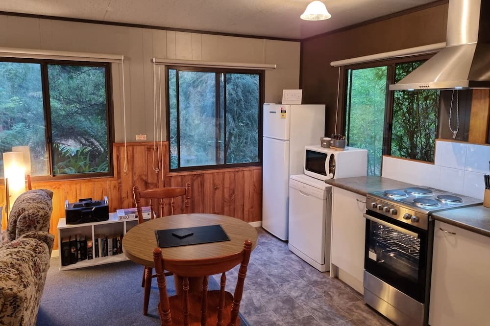 Photo of Kitchen in Claude Road