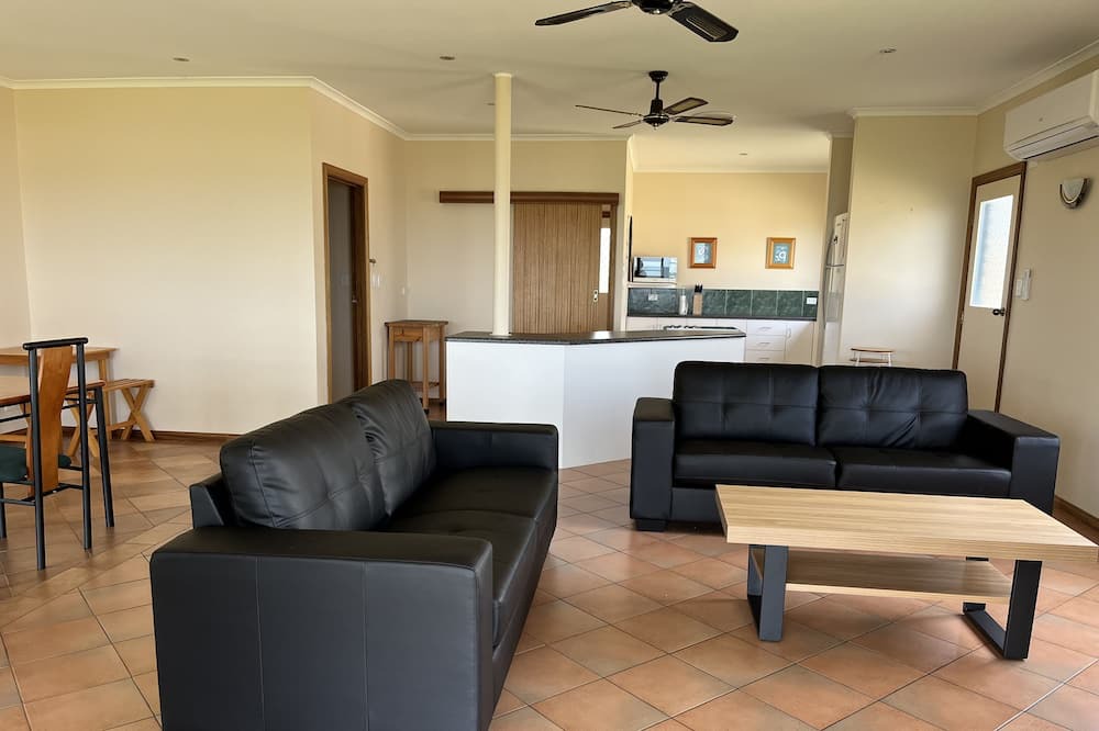 Photo of Livingroom in North Beach