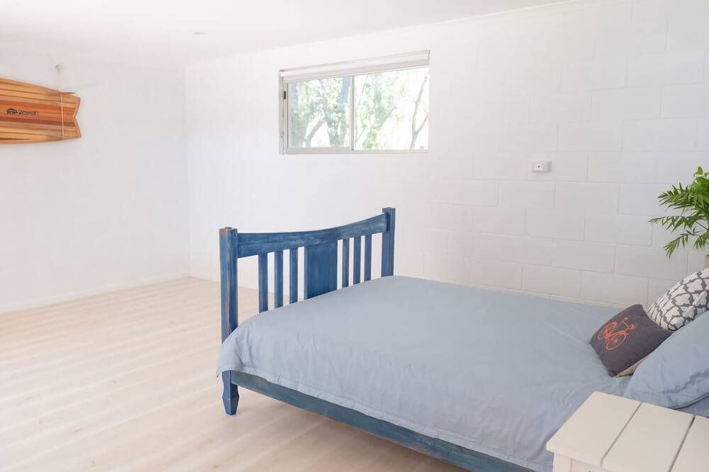 Photo of Bedroom in Lake Tabourie