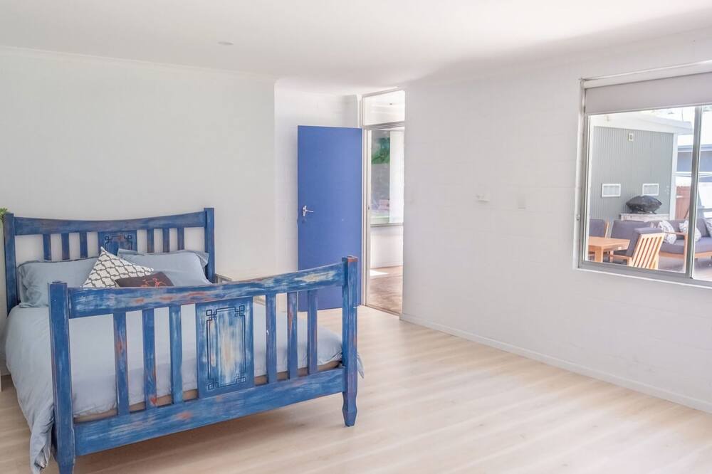 Photo of Bedroom in Lake Tabourie