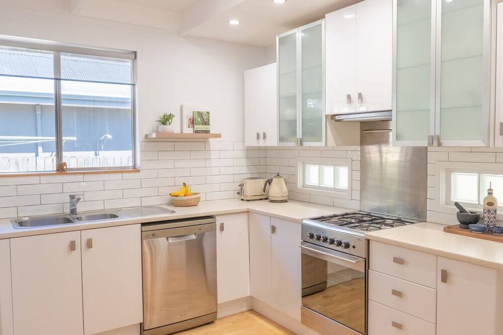 Photo of Kitchen in Lake Tabourie